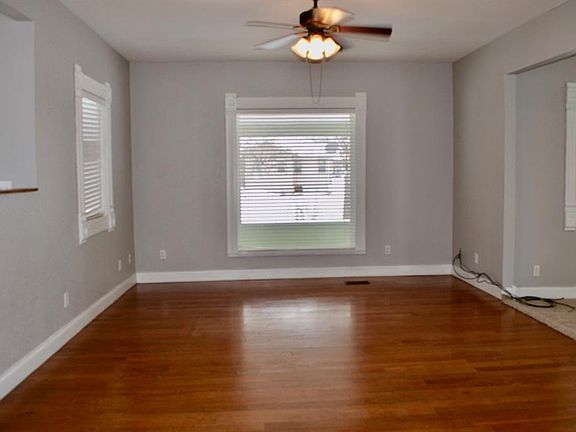 5th image of 101 B Ave W