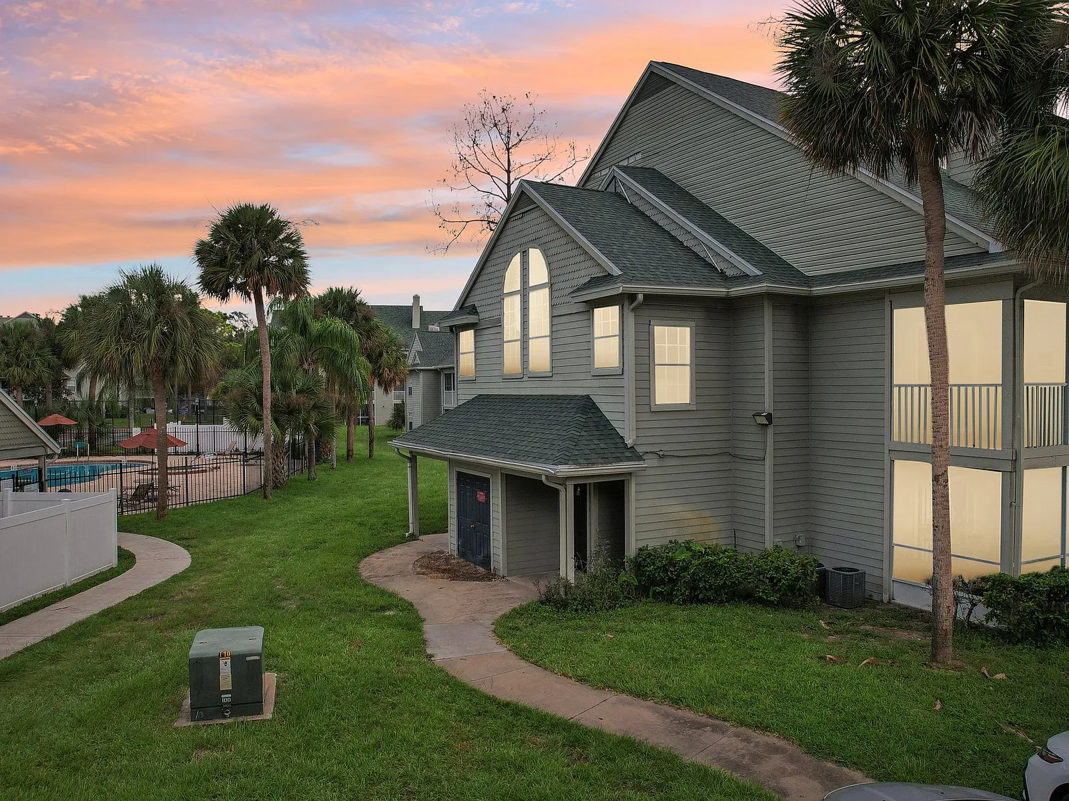 6088 Westgate Dr — Photo 1
