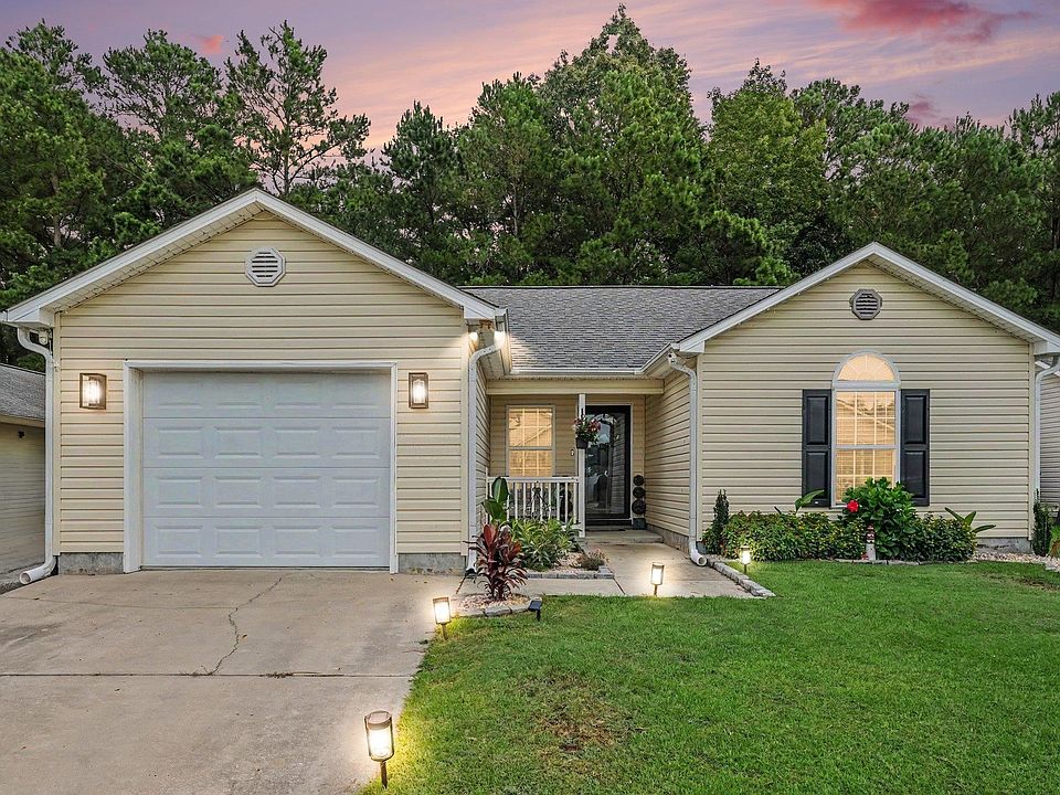 1st image of 9788 Conifer Ln.