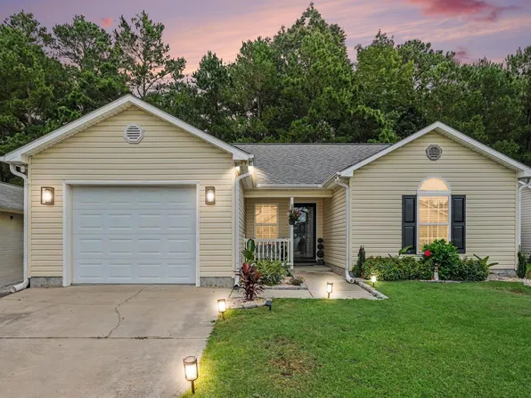 9788 Conifer Ln., Murrells Inlet, SC 29576