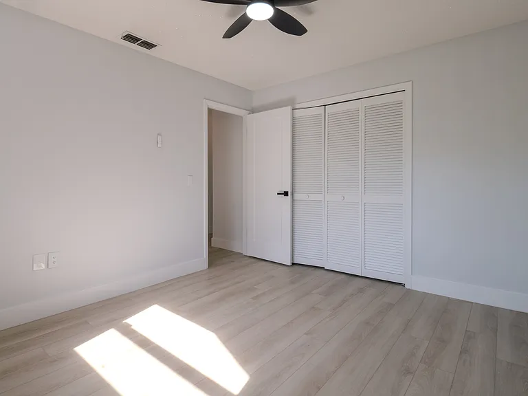 4907 Parson Brown Ln — Photo 36