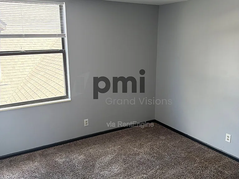 Vawter Street Apartments — Photo 49