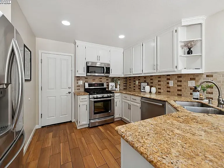 7181 Briza Loop — Photo 11
