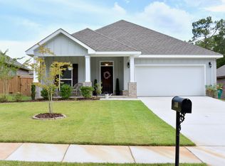 5342 Overland Dr, Biloxi, MS 39532