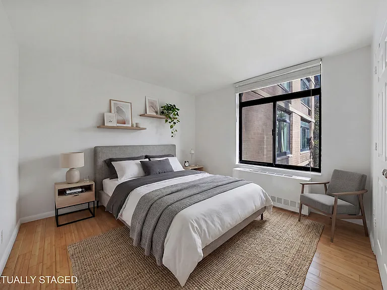 400 E 70th St #501 — Photo 6