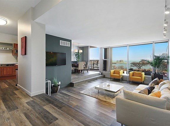 2nd image of 3200 N Lake Shore Dr APT 507