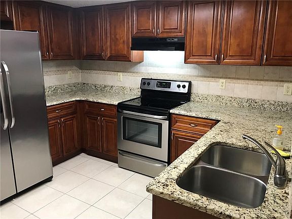4th image of 132 Vista Verdi 336 Cir