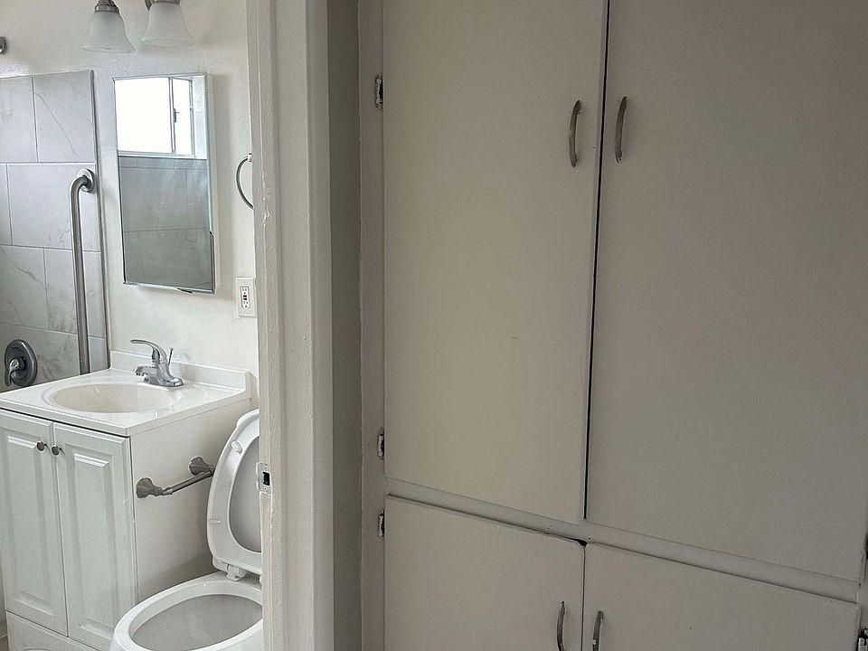 1st image of 11431 Berendo Ave #11433-1/2