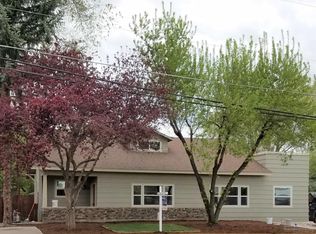 988 SE Combs Flat Rd, Prineville, OR 97754