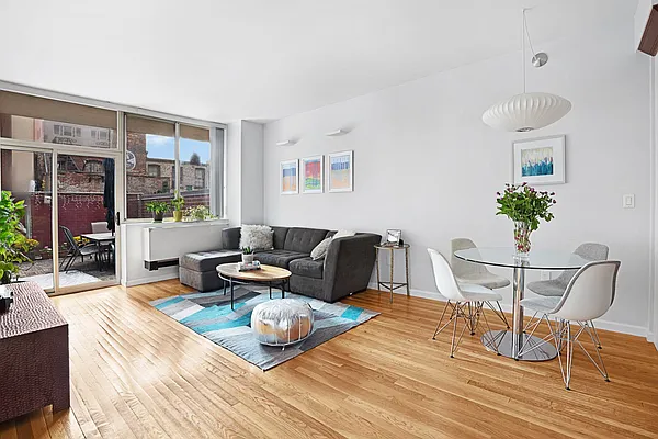 Sold by Compass | media 1