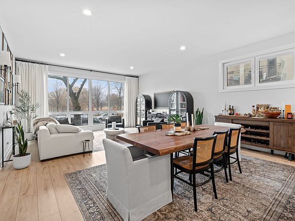 2nd image of 1443 N California Ave #1