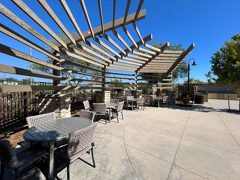 32408 Tannat Dr — Photo 37