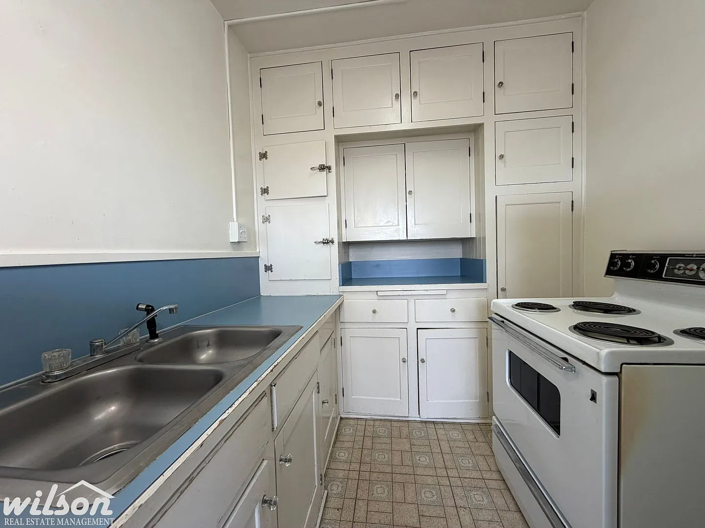 1501 W Yakima Ave — Photo 4