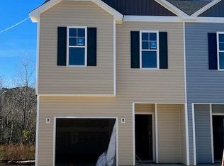 210 Shallowbag Bay Ln, Jacksonville, NC 28546