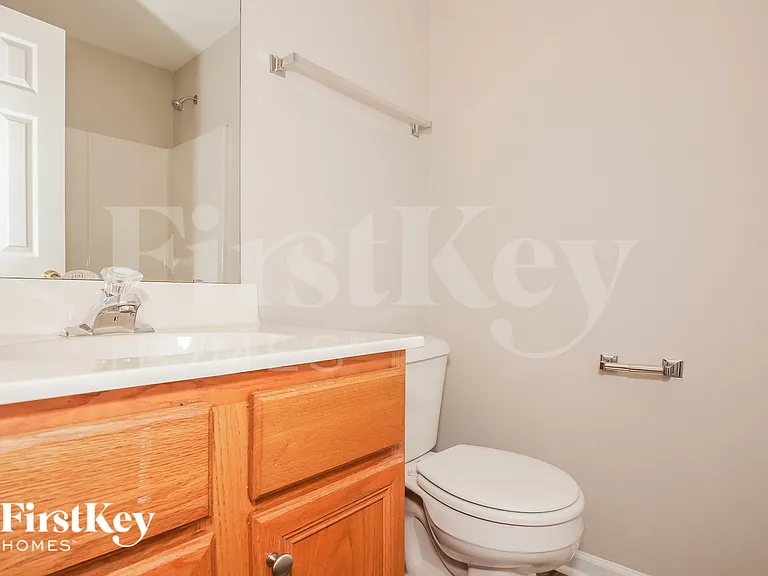 5633 Waverly Lynn Ln — Photo 8