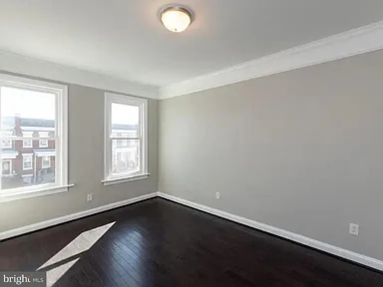 465 Luray Pl NW — Photo 17