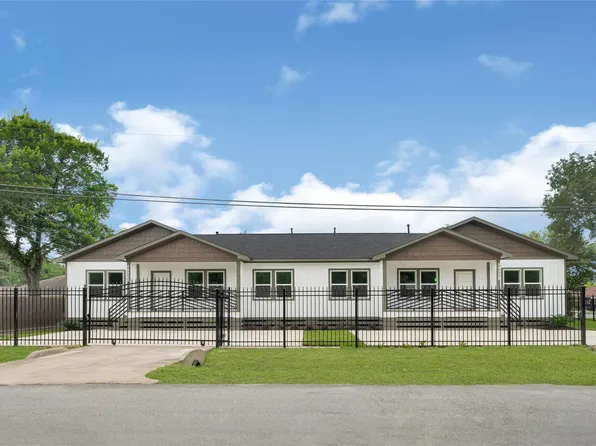 5930 Boness Rd #A & B, Houston, TX 77396