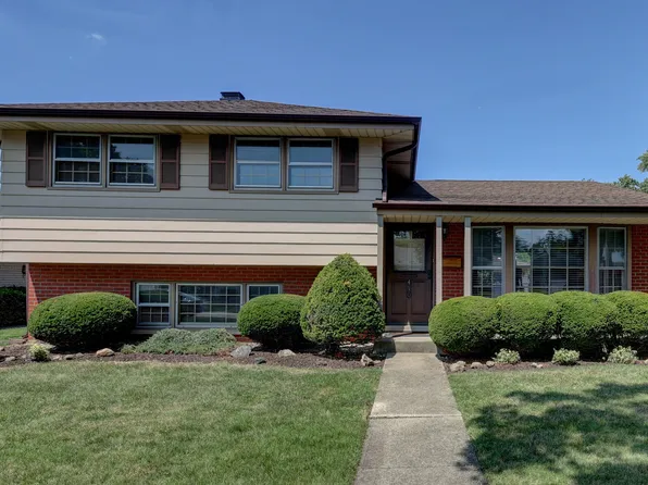 410 Dover Dr, Des Plaines, IL 60018