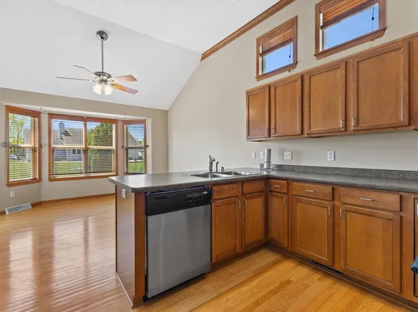 6615 Greenhill DRIVE, Mount Pleasant, WI 53406