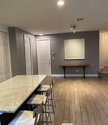 4th image of 3140 Waterside Cir #3140