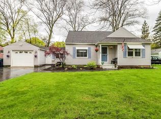 99 Morncrest Dr, Gates, NY 14624