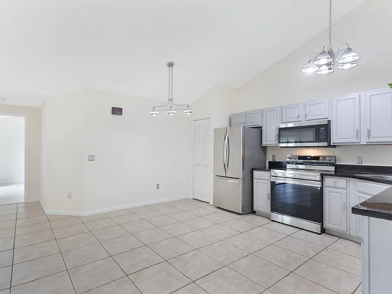 5933 Golden Eagle Cir — Photo 9