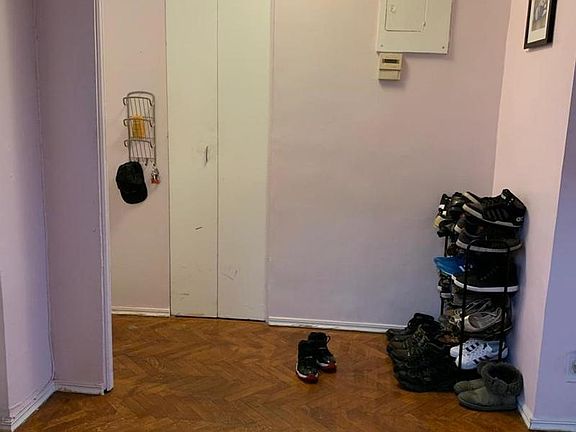3rd image of 6115 98th St APT 12B