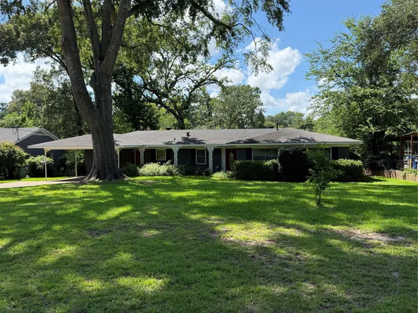 924 Poleman Rd, Shreveport, LA 71107