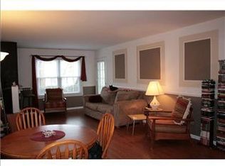 1003 Meadow Ct, Helmetta, NJ 08828