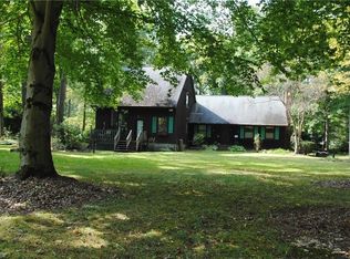 8081 Pymatuning Dr, Williamsfield, OH 44093