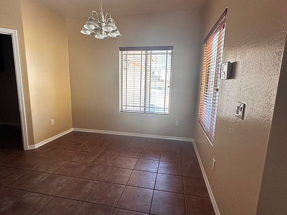 3rd image of 1904 N Lorretta Pl