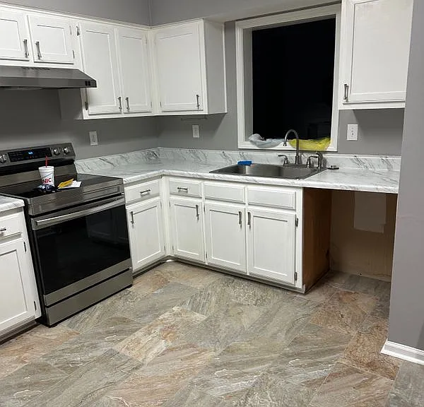8085 Creekwood Cir E — Photo 4