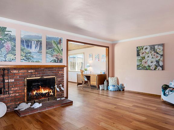 5th image of 368 Calor Dr