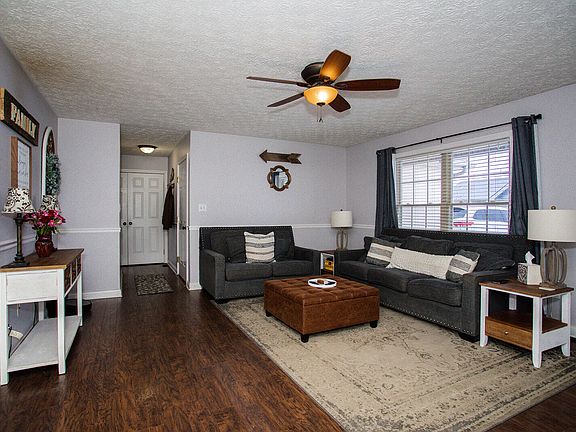 5th image of 303 Woodland Ln