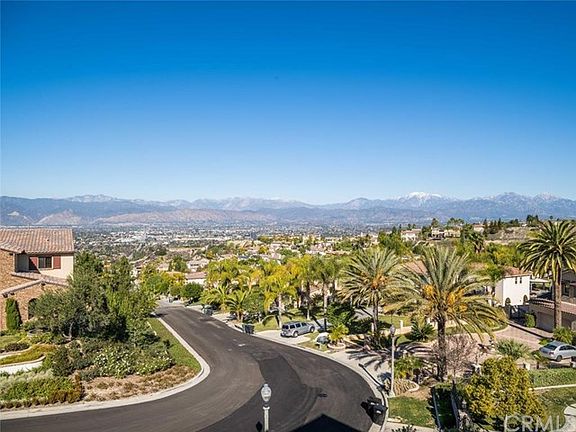 3rd image of 2850 Horizon Hills Dr