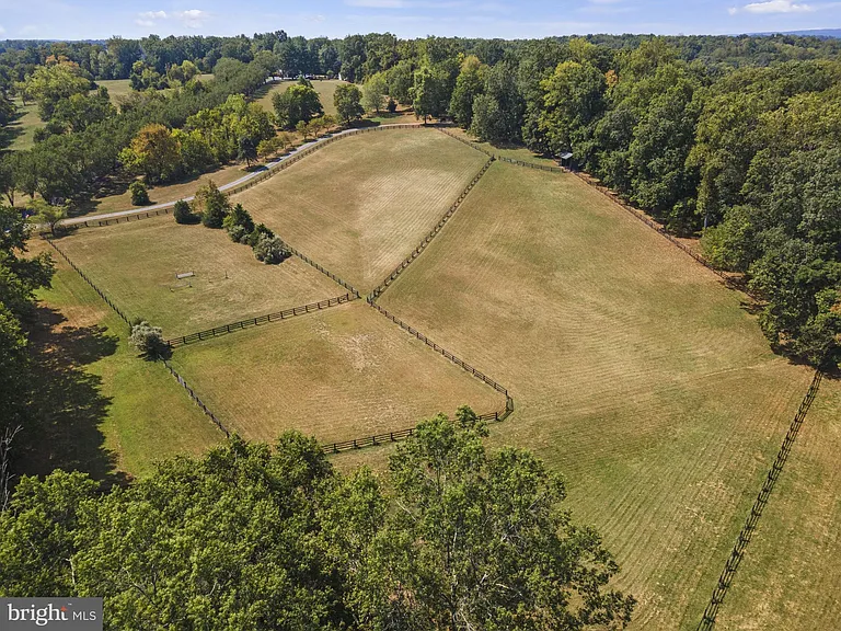 12780 Chatter Brook Dr — Photo 56