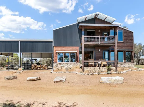 100 Five Star Trl, Fredericksburg, TX 78624