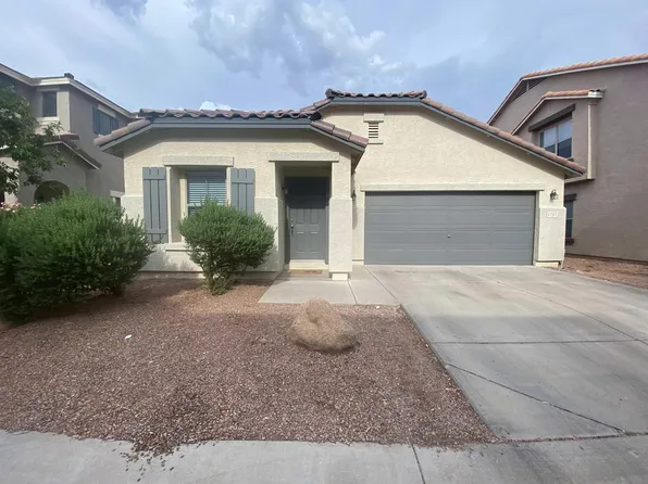 2727 S Sailors Way, Gilbert, AZ 85295