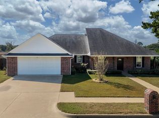 807 Jaxon Dr, Whitehouse, TX 75791