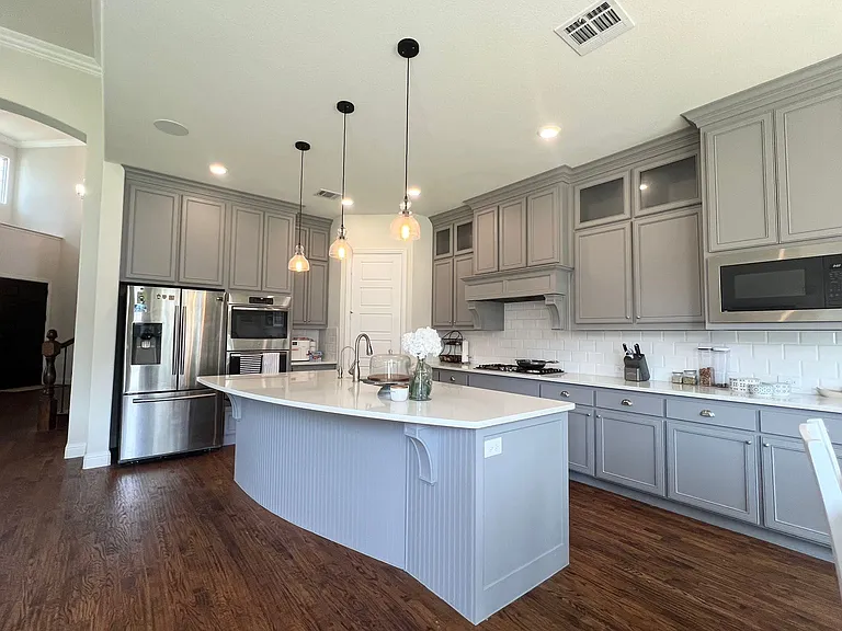 10505 Wintergreen Dr — Photo 3