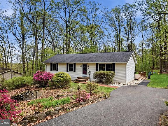 5th image of 2110 Berry Ln
