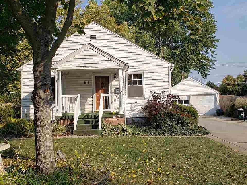 1514 Lincoln St Beatrice NE 68310 Zillow