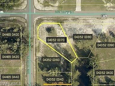 1st image of 1005 SW 15th Pl