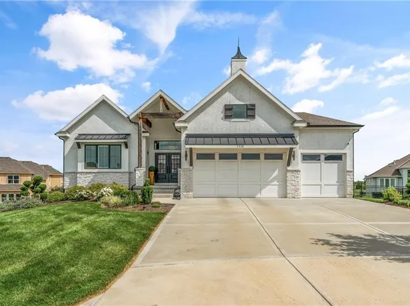 2428 W 177th St, Overland Park, KS 66085