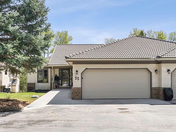 2nd image of 22 N Sunset Way