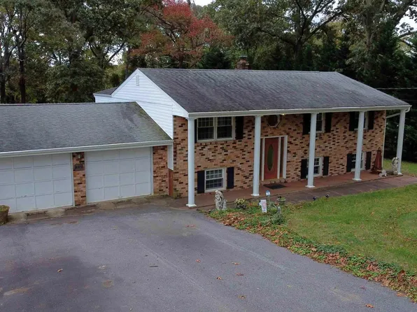 8313 Woodland Rd, Millersville, MD 21108
