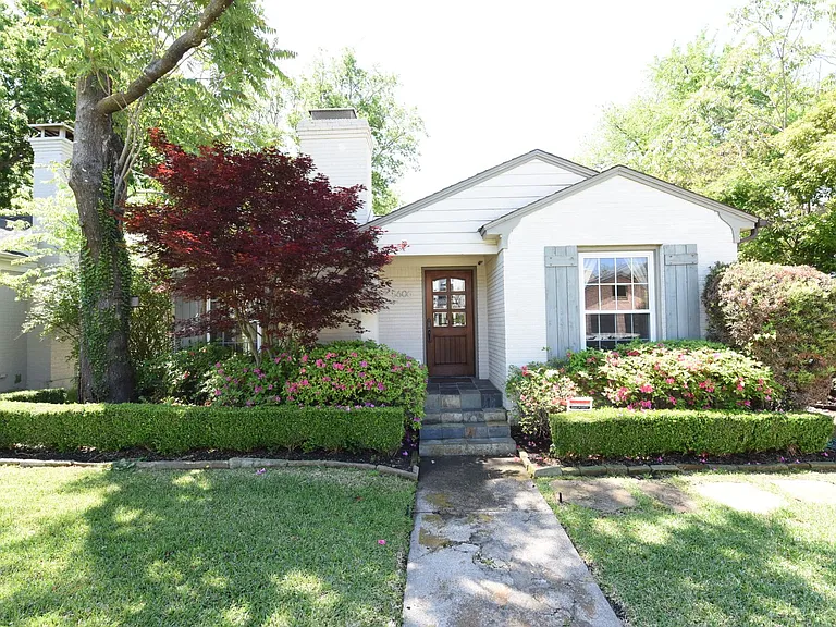5606 Stanford Ave — Photo 2