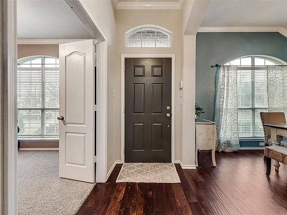 5th image of 1607 Rolling Brook Dr