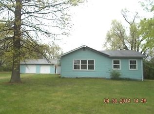 9819 Rosedale Rd, Terre Haute, IN 47805