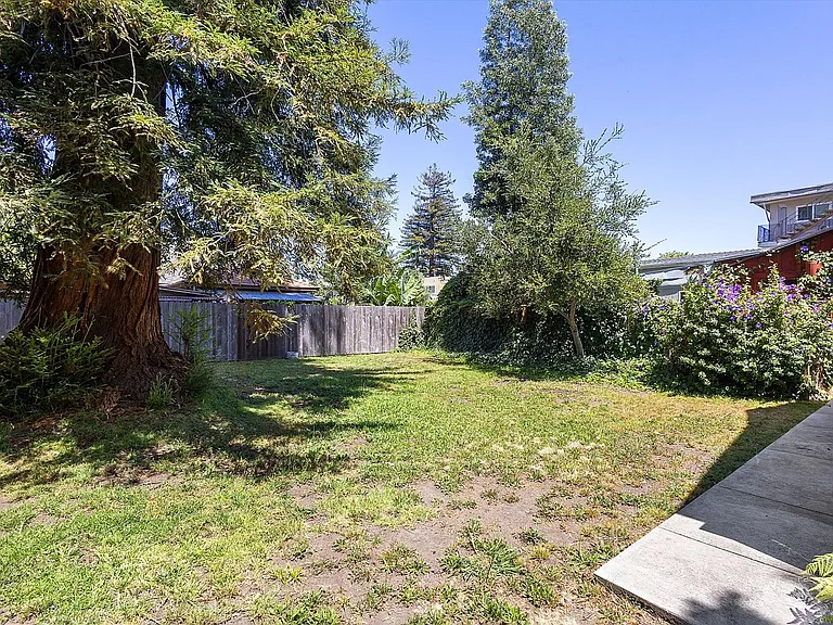 2149 Santa Clara Ave F - 1 bedroom | 1 bath — Photo 14